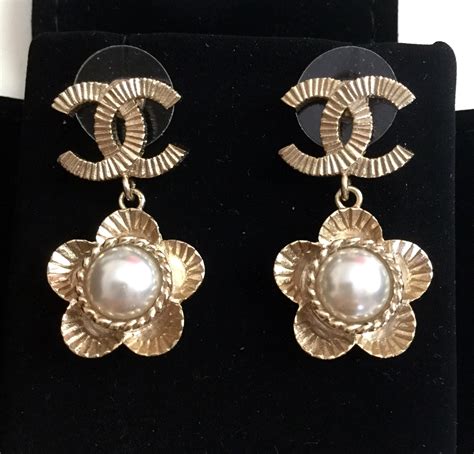 cc chanel pearl earrings|chanel vintage earrings pearl.